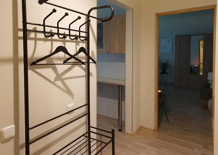 Quiet & Family Friendly, Free Parking, Near Park